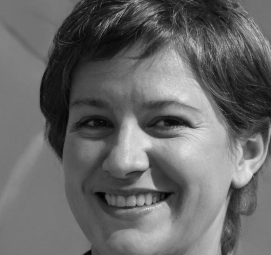 Retrato de Esperanza Valderas, empresaria que mejoró sus finanzas personales